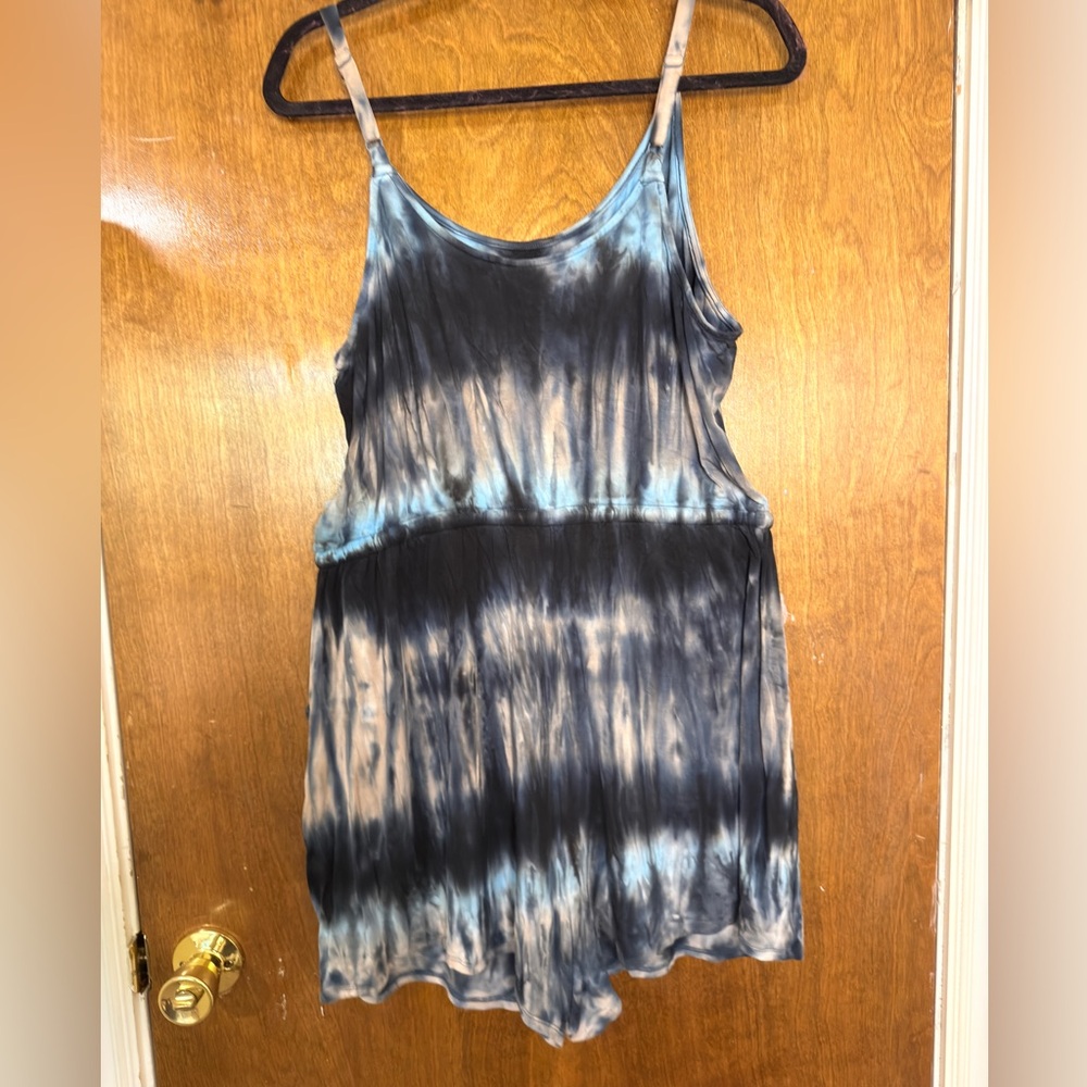 Torrid Size 1 (14/16) Super Soft Knit Tie-Dye Romper - Picture 4 of 4